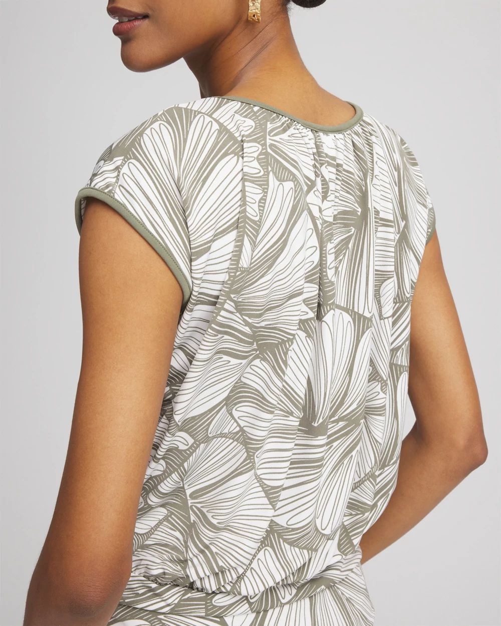 Travelers™ Abstract Leaf Print Knit Top