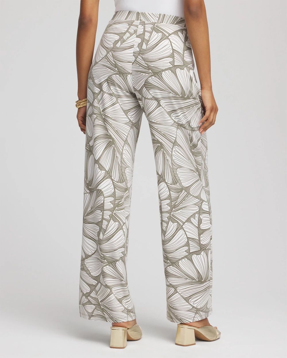 Travelers™ Abstract Leaf Print Knit Wide-Leg Pants