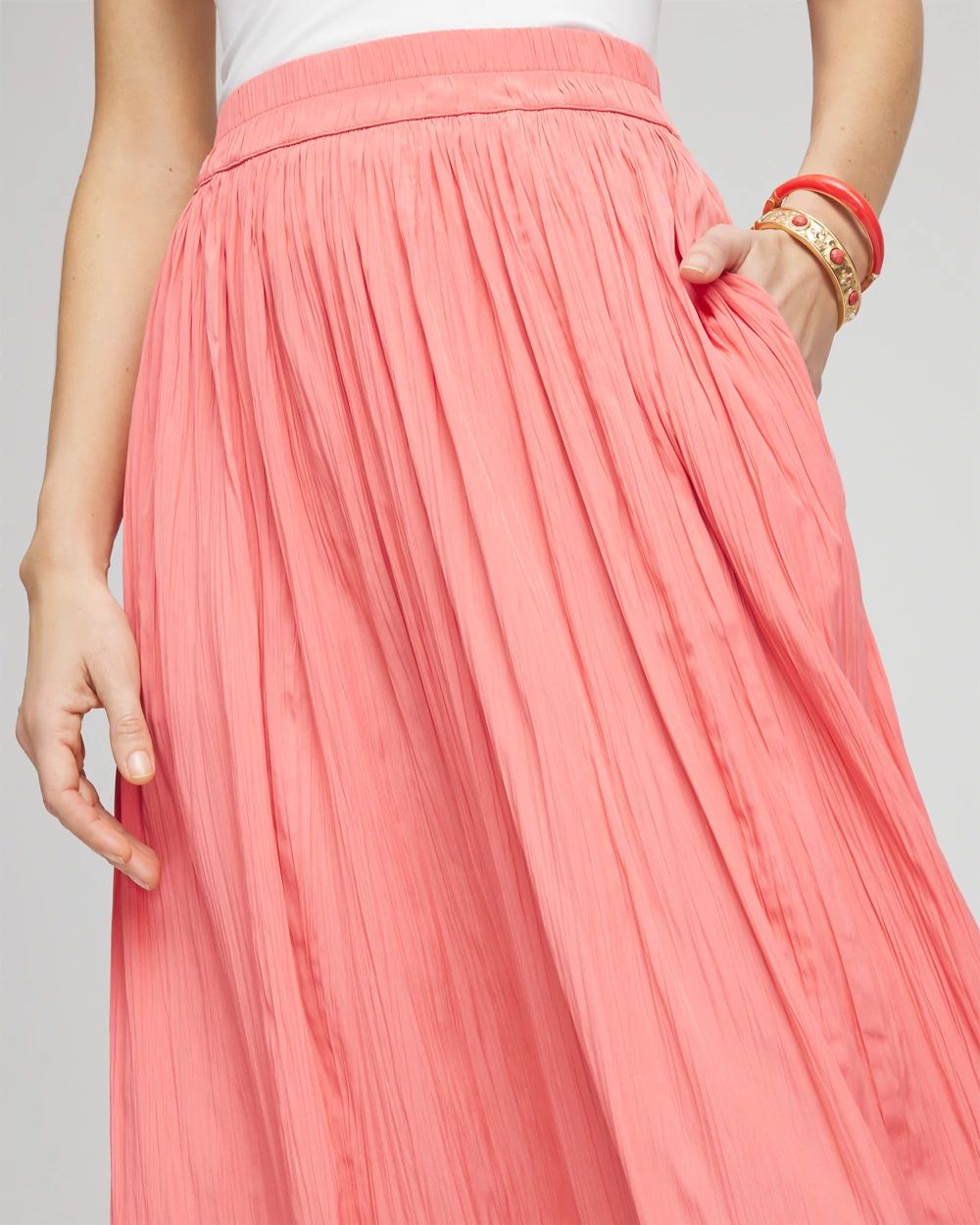 Pull-on Pleated Maxi Skirt