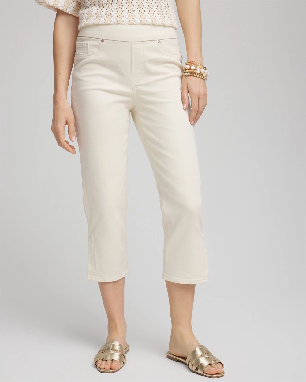 19 Pull-on Capri Jeans