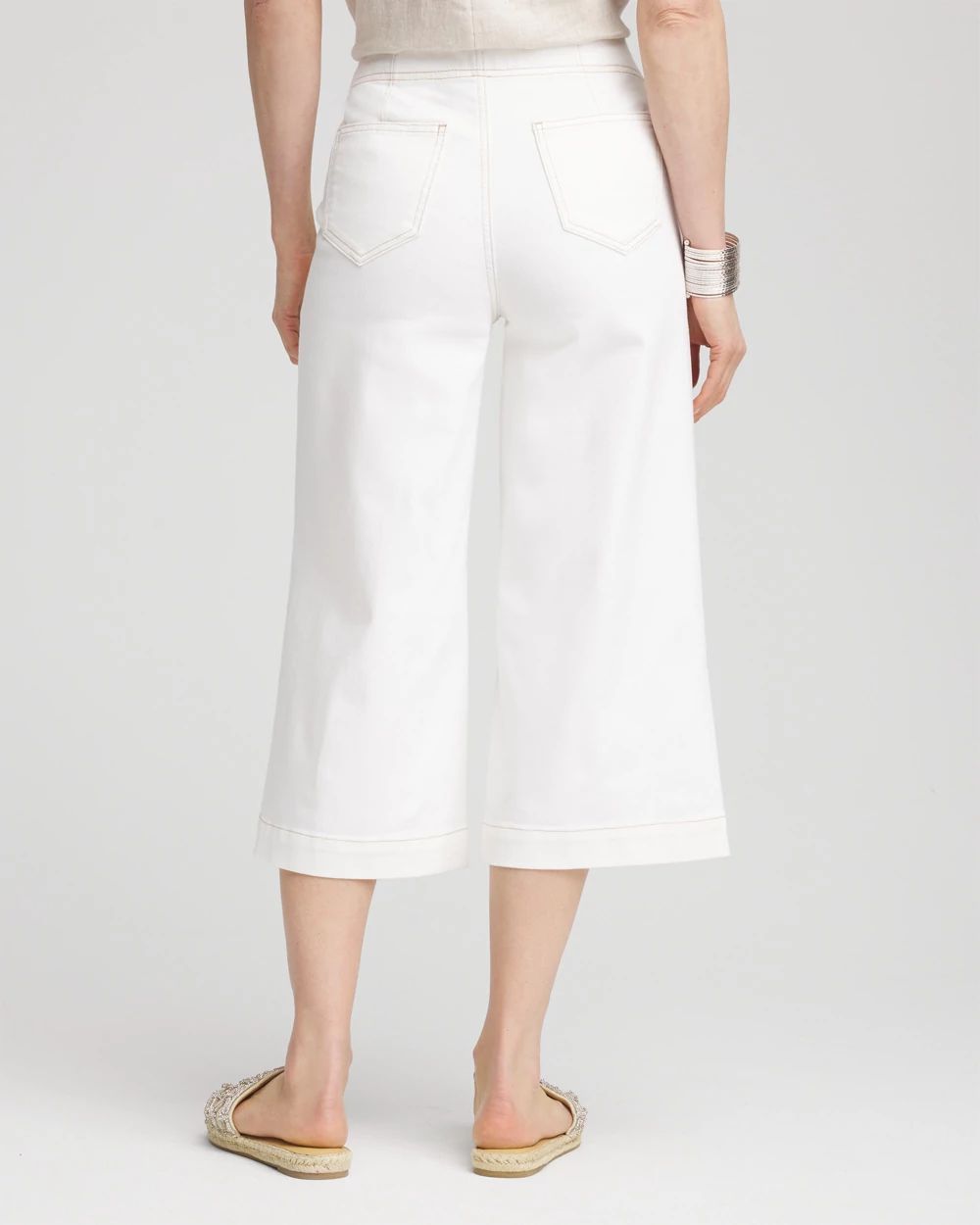 No Stain Pull-On Wide Capri Jeans