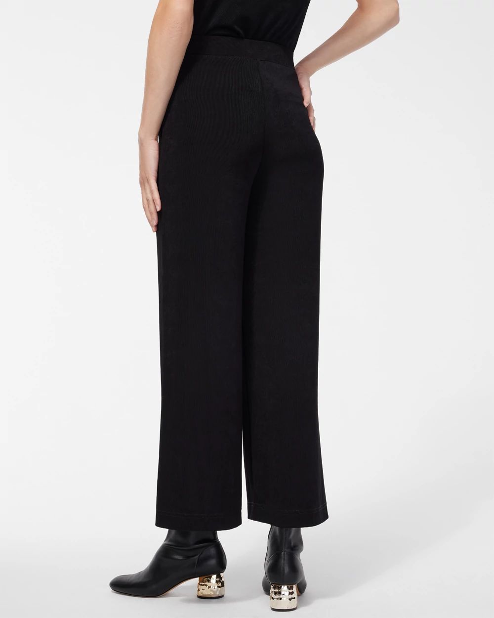Travelers Classic Cropped Pants